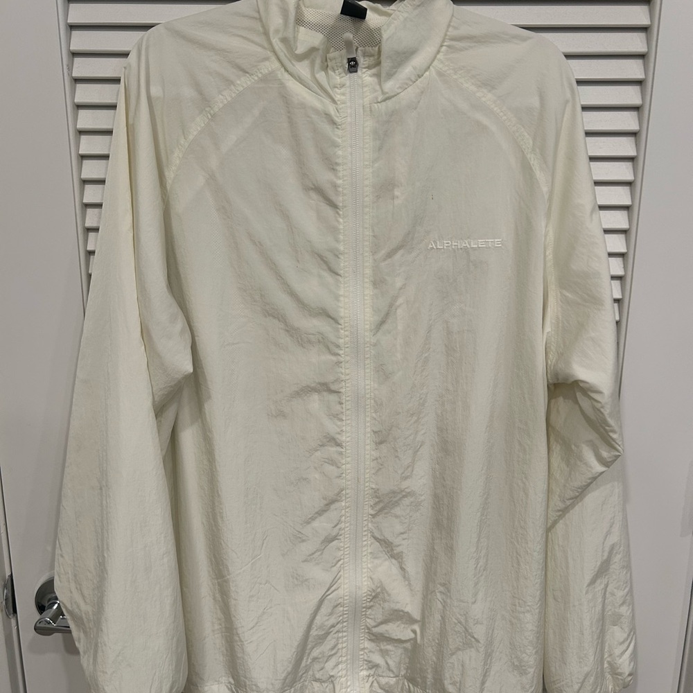 Alphalete Cream Windbreaker Jacket